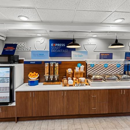 Holiday Inn Express Saint Simons Island By Ihg St. Simons Island Extérieur photo