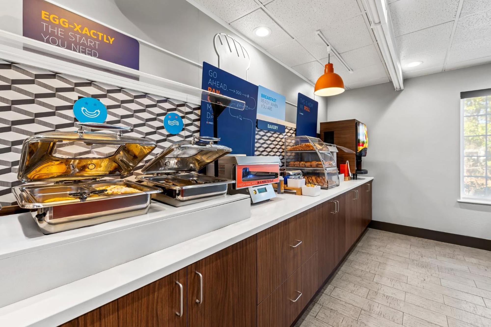 Holiday Inn Express Saint Simons Island By Ihg St. Simons Island Extérieur photo